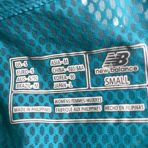 COPY - New balance workout top - Picture 3 of 3
